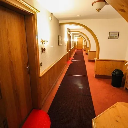 Hotel Heizmannshof & Restaurant 2*