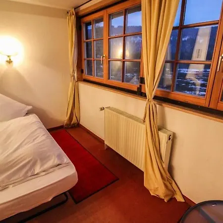 Hotel Heizmannshof & Restaurant 2*