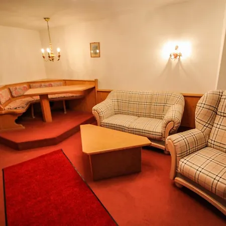 Hotel Heizmannshof & Restaurant 2*